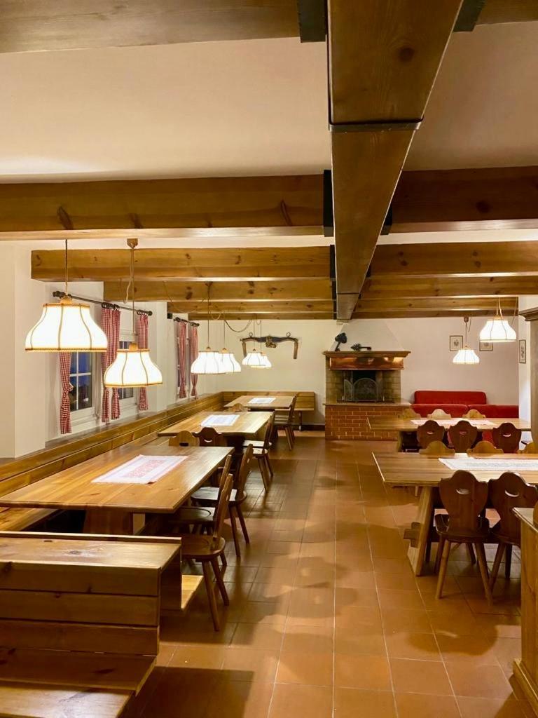 Residence Hotel Casa Metz Santa Cristina Val Gardena Eksteriør billede