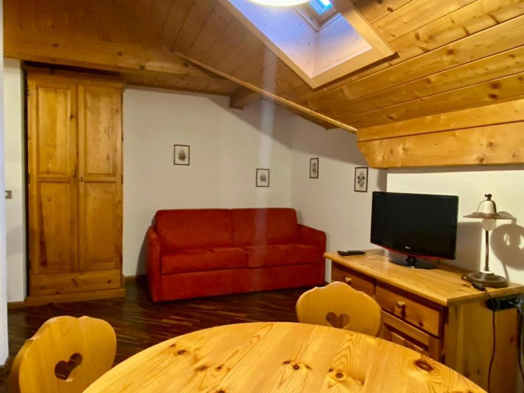Residence Hotel Casa Metz Santa Cristina Val Gardena Eksteriør billede