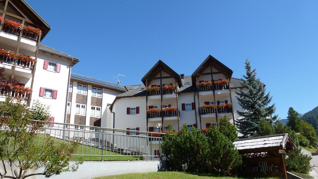 Residence Hotel Casa Metz Santa Cristina Val Gardena Eksteriør billede